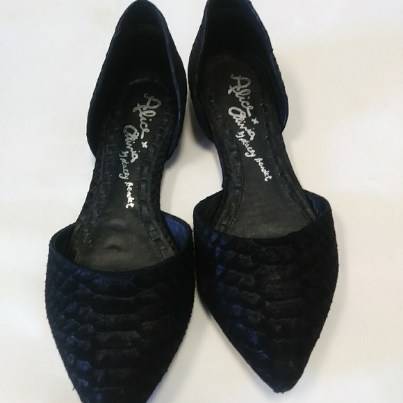 Alice + Olivia Shoes - Alice and Olivia Black Leather Flats Sz 8